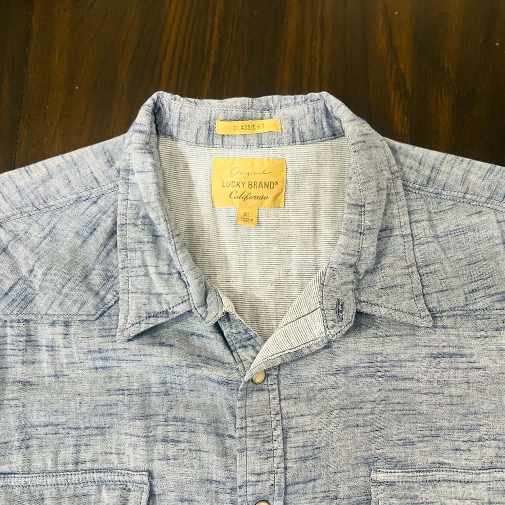 Lucky Brand Men's Light Blue Casual Shir. Pre-owned.